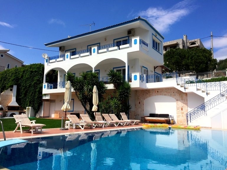 (For Sale) Residential Detached house || East Attica/Anavyssos - 275 Sq.m, 3 Bedrooms, 950.000€ 