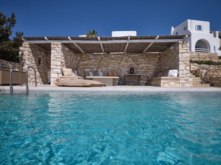 (For Sale) Residential Villa || Cyclades/Paros - 387 Sq.m, 5 Bedrooms, 2.100.000€ 