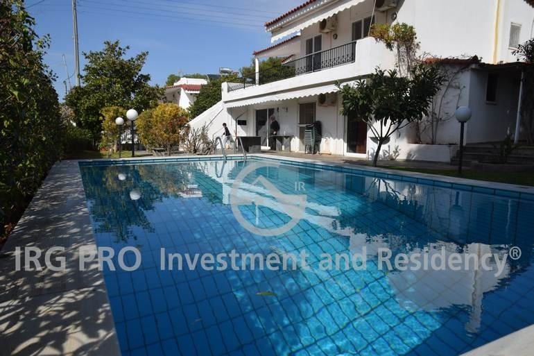 (For Sale) Residential Maisonette || East Attica/Saronida - 200 Sq.m, 5 Bedrooms, 750.000€ 