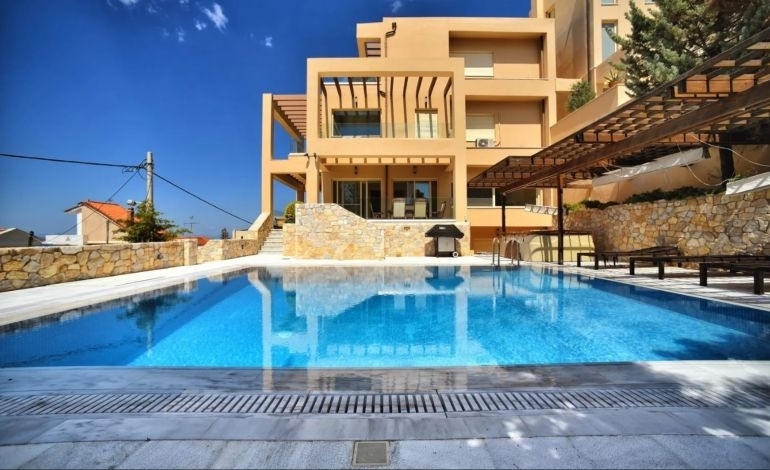 (For Sale) Residential Villa || East Attica/Voula - 500 Sq.m, 1.800.000€ 