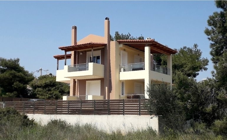 (For Sale) Residential Detached house || East Attica/Markopoulo Mesogaias - 203 Sq.m, 6 Bedrooms, 415.000€ 
