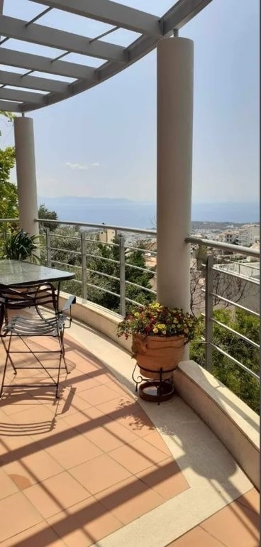 (For Sale) Residential Maisonette || East Attica/Voula - 225 Sq.m, 4 Bedrooms, 1.080.000€ 