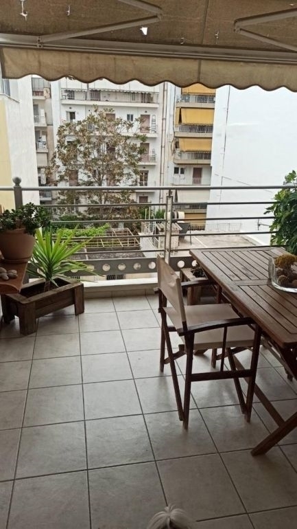 (Продажа) Жилая Апартаменты || Афины Центр/Зографос - 69 кв.м, 2 Спальня/и, 250.000€ 