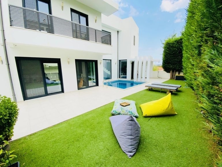 (For Sale) Residential Maisonette || East Attica/Dionysos - 340 Sq.m, 4 Bedrooms, 440.000€ 