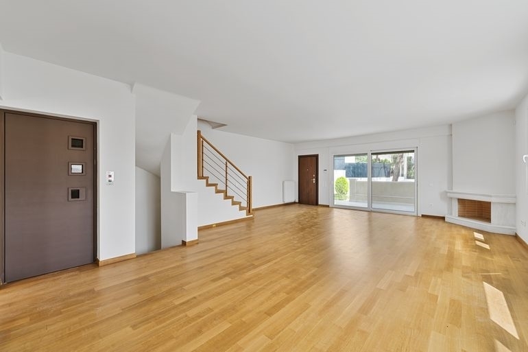 (For Sale) Residential Maisonette || Athens North/Kifissia - 480 Sq.m, 6 Bedrooms, 1.100.000€ 