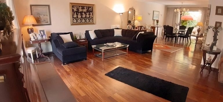 (For Sale) Residential Maisonette || Athens North/Nea Erithraia - 352 Sq.m, 4 Bedrooms, 630.000€ 