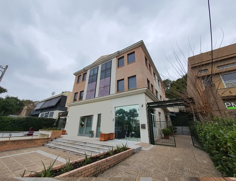 (For Sale) Commercial Building || East Attica/Drosia - 595 Sq.m, 2.000.000€ 