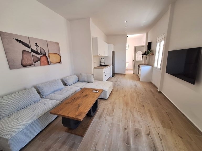 (Аренда) Жилая Апартаменты || Пиреи/Пиреас - 83 кв.м, 2 Спальня/и, 850€ 