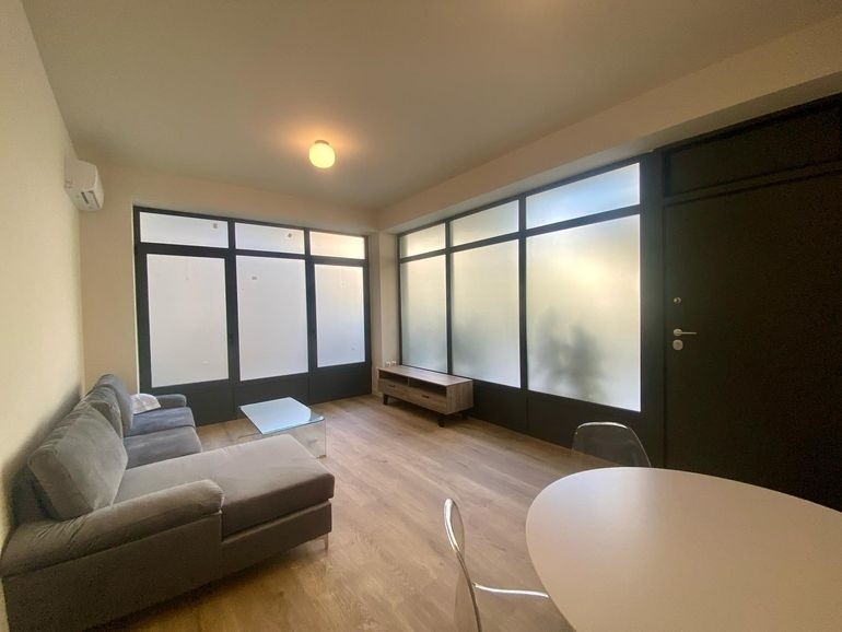 (For Sale) Residential Apartment || Athens Center/Zografos - 72 Sq.m, 2 Bedrooms, 260.000€ 