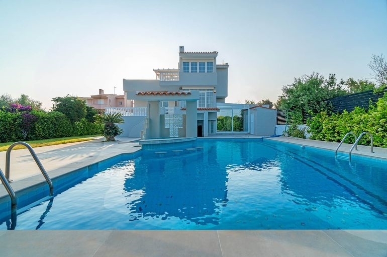 (For Sale) Residential Detached house || East Attica/Kalyvia-Lagonisi - 310 Sq.m, 5 Bedrooms, 1.180.000€ 