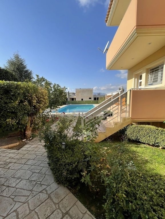 (For Sale) Residential Maisonette || East Attica/Markopoulo Mesogaias - 133 Sq.m, 3 Bedrooms, 360.000€ 