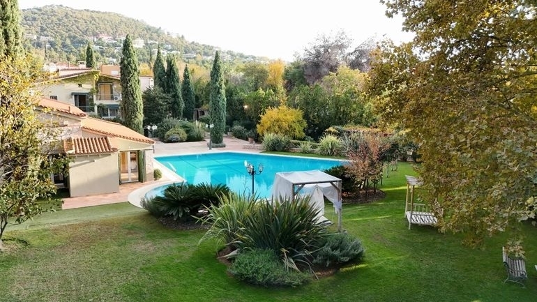 (For Sale) Residential Villa || Athens North/Nea Erithraia - 837 Sq.m, 6 Bedrooms, 3.300.000€ 