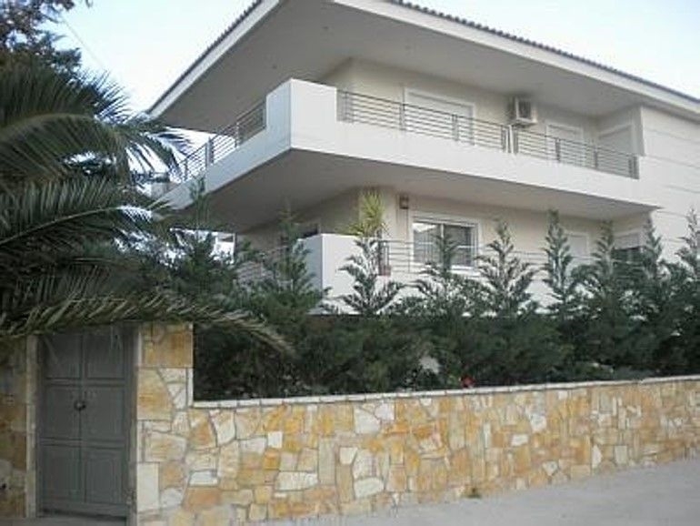 (For Sale) Residential Detached house || East Attica/Markopoulo Mesogaias - 350 Sq.m, 550.000€ 