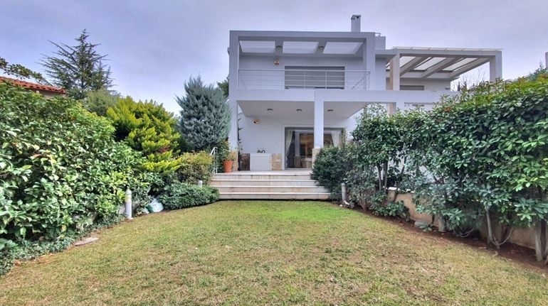 (For Sale) Residential Maisonette || Athens North/Ekali - 200 Sq.m, 4 Bedrooms, 700.000€ 