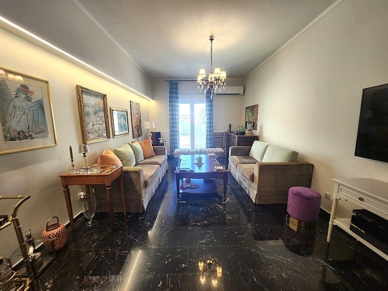 (For Sale) Residential Apartment || Athens Center/Athens - 97 Sq.m, 2 Bedrooms, 315.000€ 