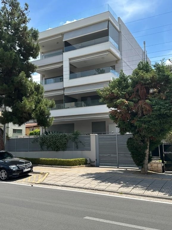 (For Sale) Residential Apartment || Athens South/Glyfada - 107 Sq.m, 2 Bedrooms, 870.000€ 