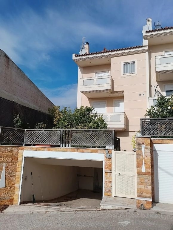 (For Sale) Residential Maisonette || Athens North/Chalandri - 236 Sq.m, 3 Bedrooms, 540.000€ 