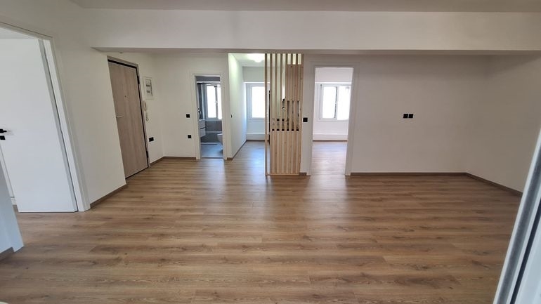 (For Sale) Residential Apartment || Athens Center/Athens - 77 Sq.m, 2 Bedrooms, 275.000€ 