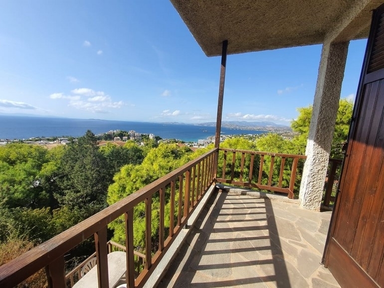 (For Sale) Residential Detached house || East Attica/Saronida - 248 Sq.m, 5 Bedrooms, 495.000€ 