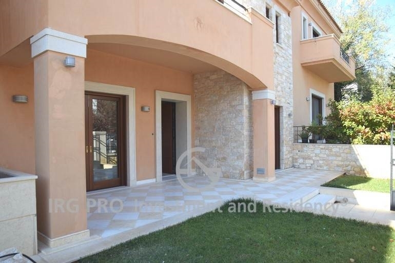 (For Sale) Residential Maisonette || Athens North/Kifissia - 250 Sq.m, 3 Bedrooms, 1.100.000€ 