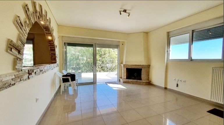 (For Sale) Residential Floor Apartment || East Attica/Voula - 120 Sq.m, 3 Bedrooms, 540.000€ 