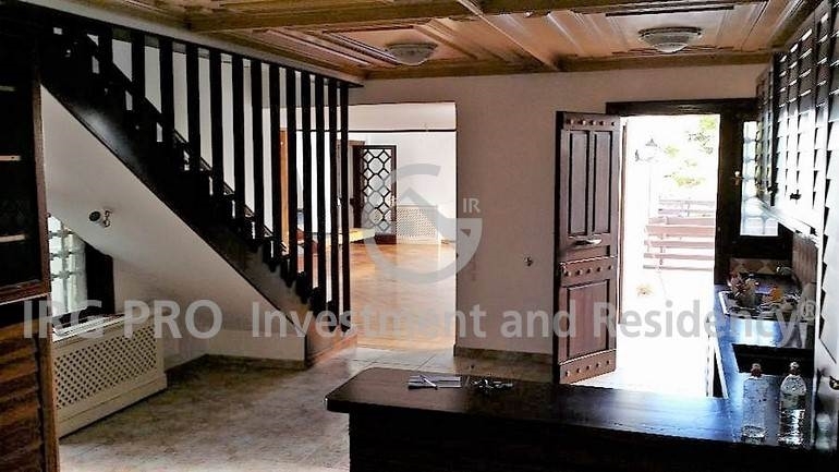 (For Sale) Residential Detached house || Athens North/Nea Erithraia - 614 Sq.m, 7 Bedrooms, 1.100.000€ 