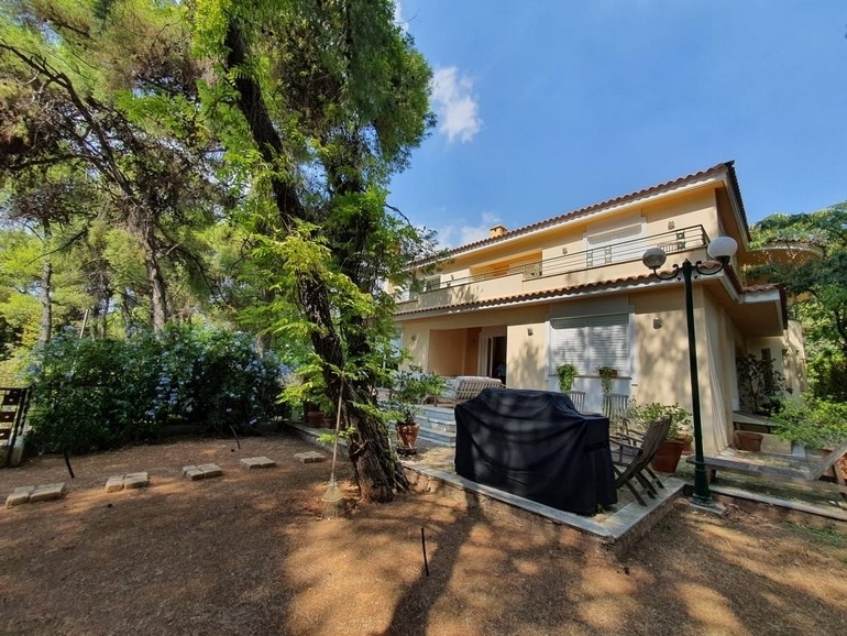 (For Sale) Residential Detached house || Athens North/Ekali - 530 Sq.m, 4 Bedrooms, 1.500.000€ 
