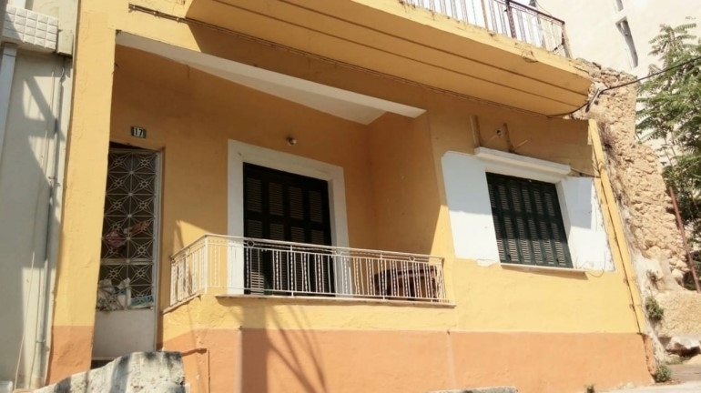 (For Sale) Land Plot || Piraias/Piraeus - 130 Sq.m, 260.000€ 